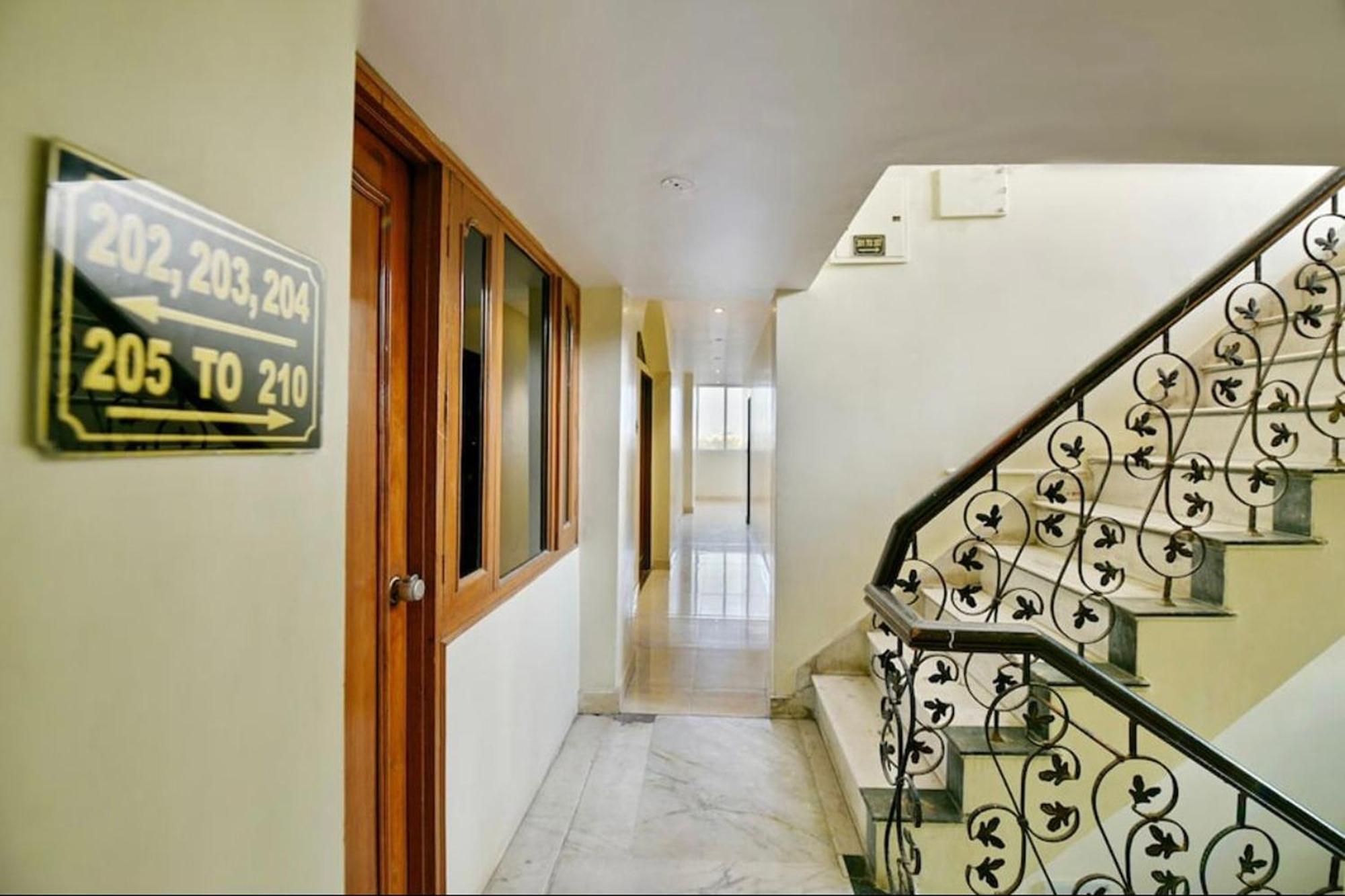 Hotel Rang Mahal Near Jaipur International Airport Exterior photo