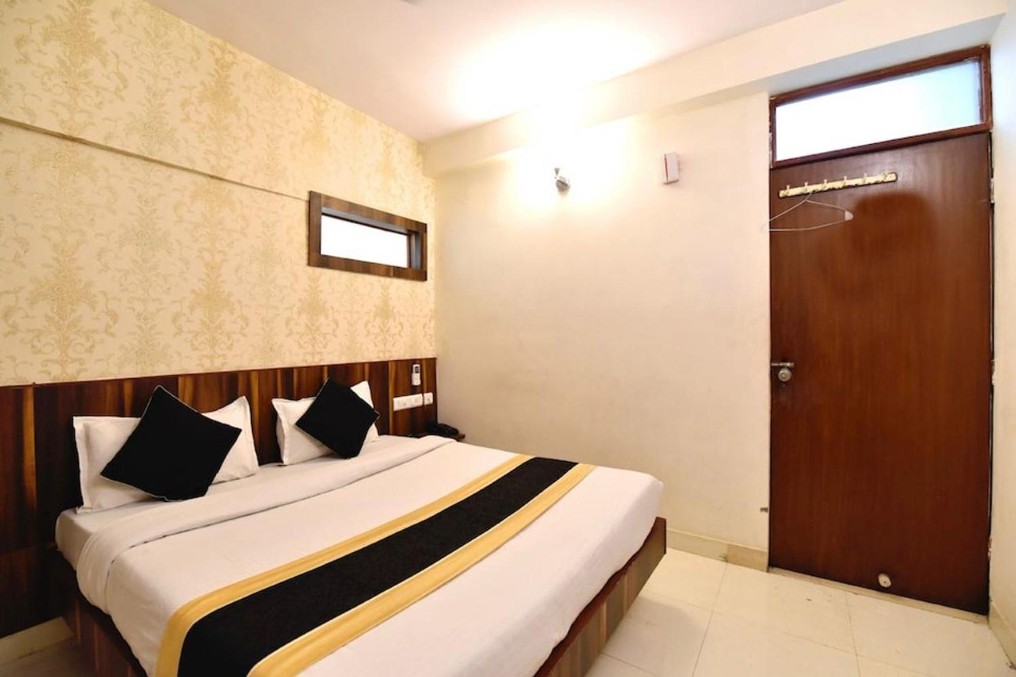 Hotel Rang Mahal Near Jaipur International Airport Exterior photo