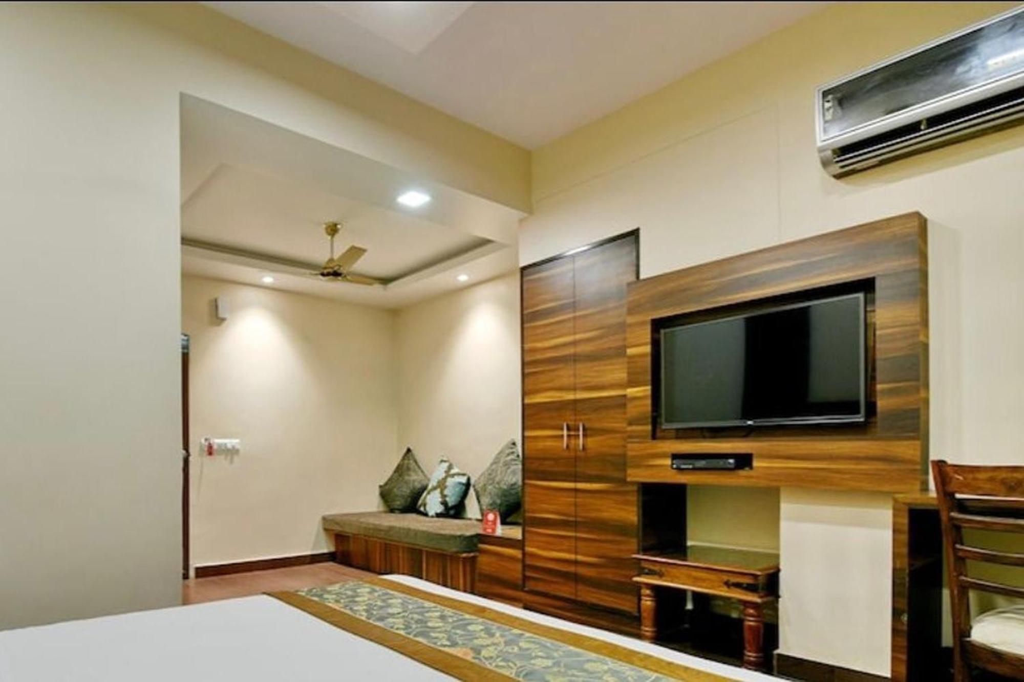 Hotel Rang Mahal Near Jaipur International Airport Exterior photo